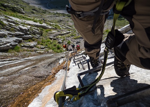 Mit Klettersteigset auf die Zugspitze