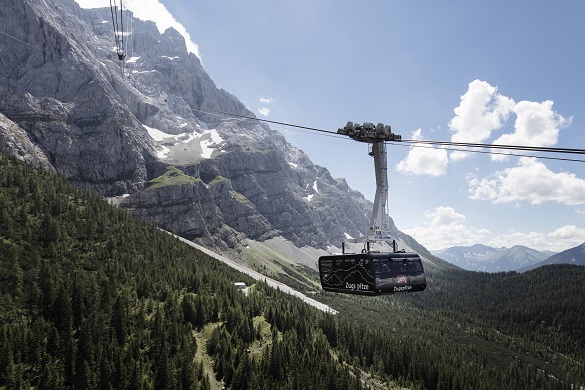 Zugspitze übers Höllental - Bahnfahrt ins Tal